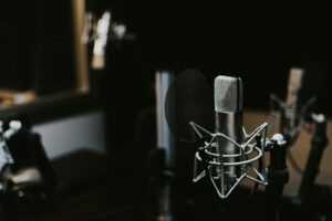 Studio Microphones Unveiled: Features, Buying Tips, and Top Picks