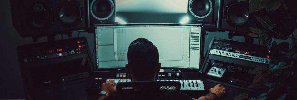 Mastering Sound: The Ultimate Guide to Studio Audio Monitors