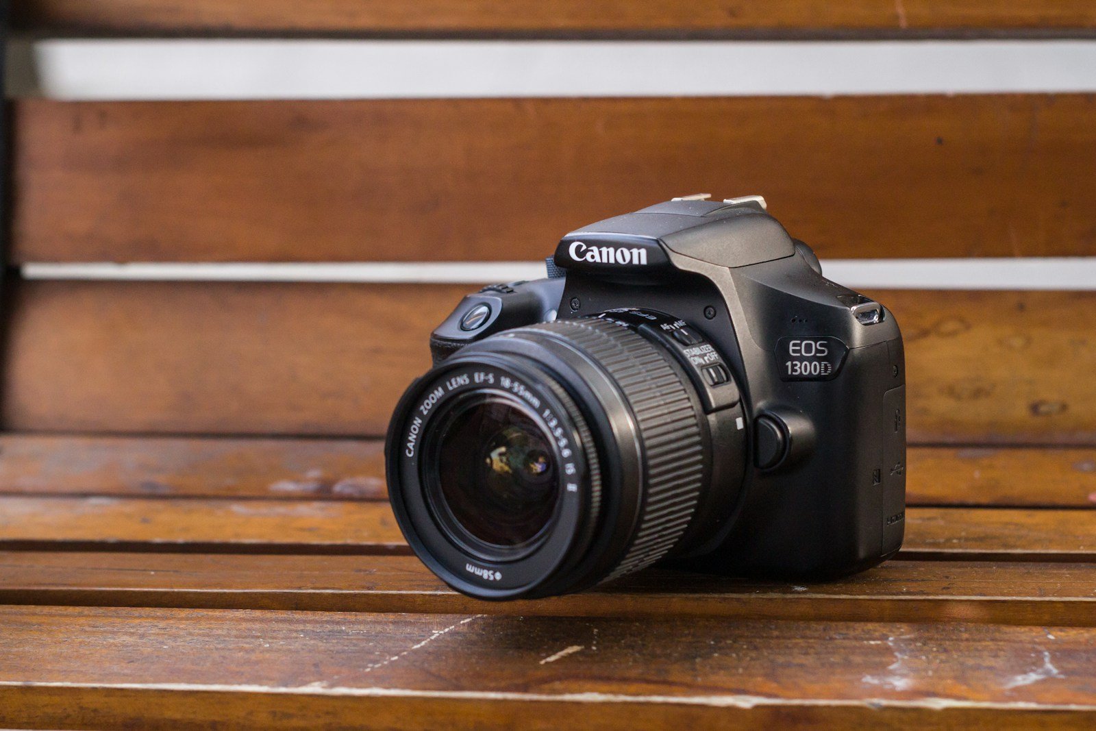 Digital SLR Cameras 101: What to Look for and the Best Models to Buy